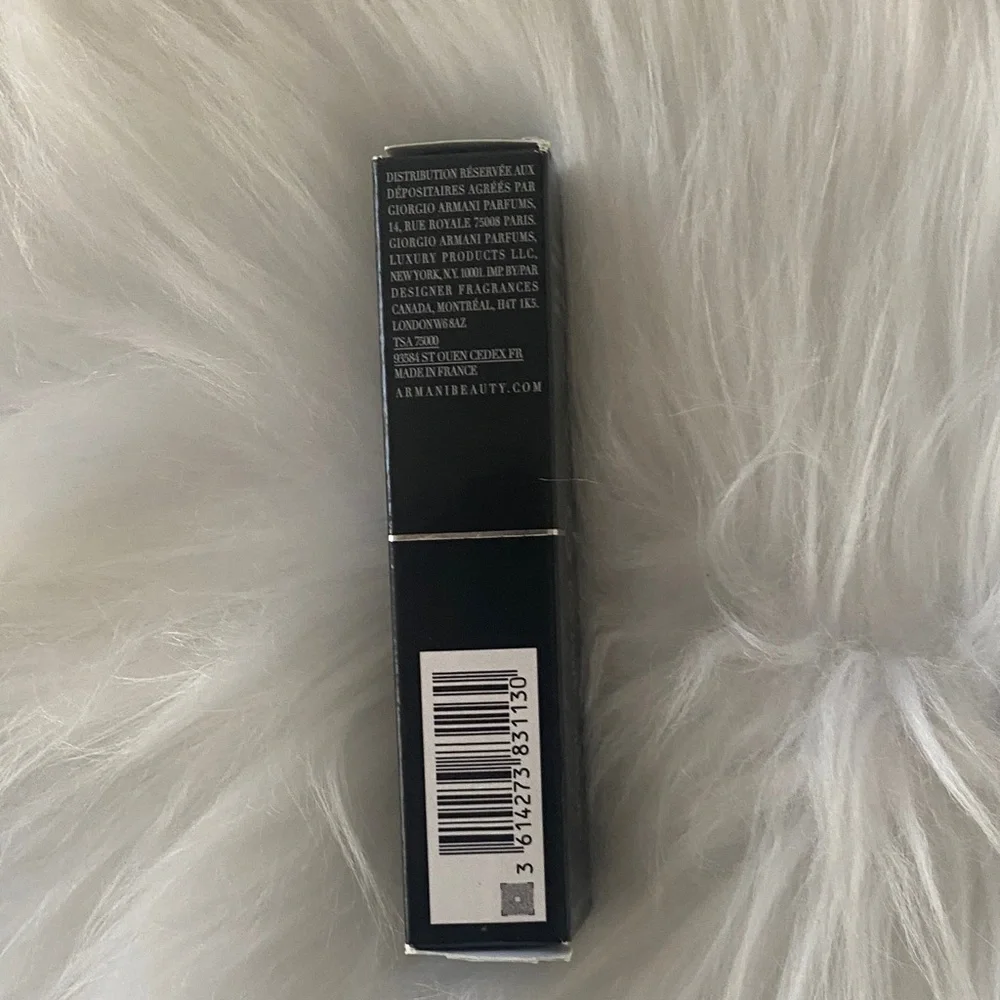 Giorgio Armani Lip Power Matte Lipstick - stylish 112 new in box